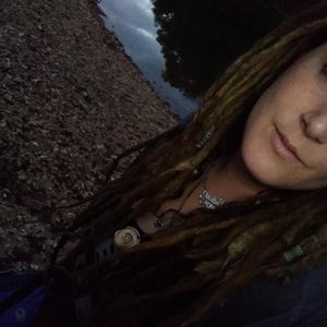 Meet your Posher, Chrissy